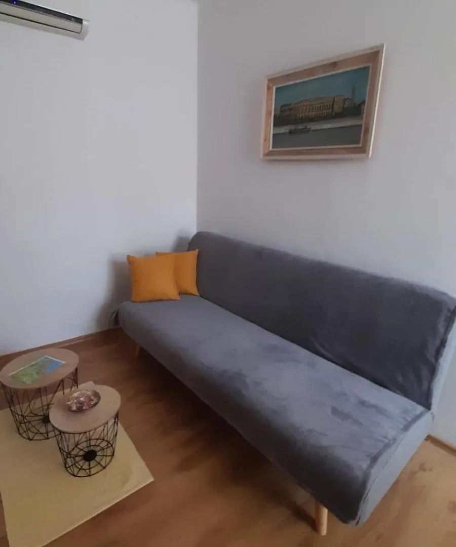 Apartamento Vintage Pula 0*,